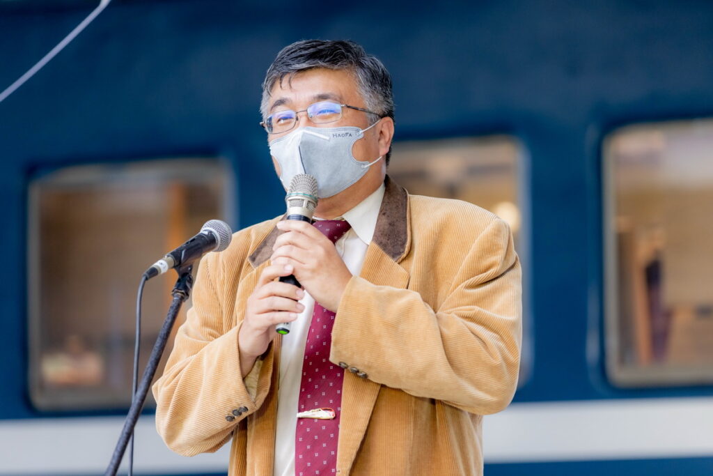 《驛繪言傳》列車之美篇圖文作者蘇昭旭