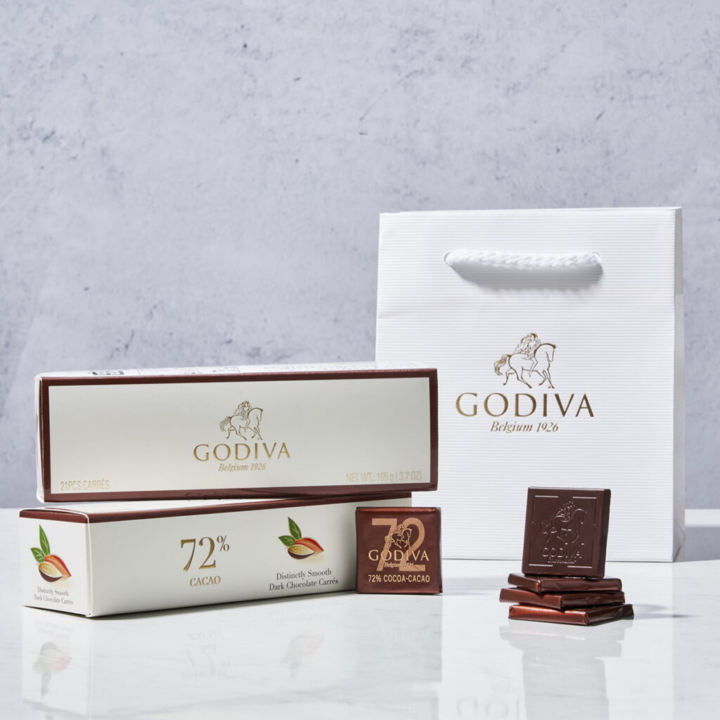 片裝72%黑巧克力禮盒21片裝，每片獨立包裝的貼心設計，成為日常生活中隨時享用、自我犒賞的小點心，為疲累的身心充飽電！NT$1,060(含運)