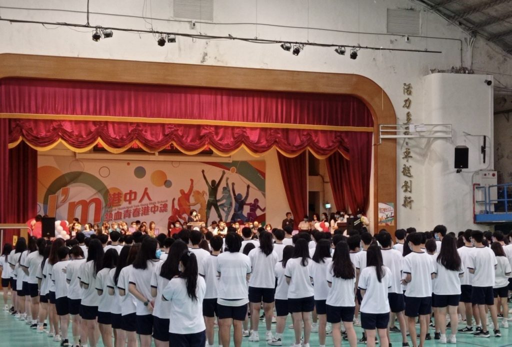 圖:南港分局參與南港高中慶祝111年校慶,積極宣導預防犯罪理念