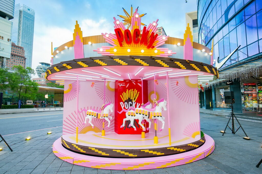 Pocky Wonderland奇幻樂園包含近四米高的賓士鍋造型互動體驗區,盡情拍出奇”fun”美照(照片提供:格力高台灣)