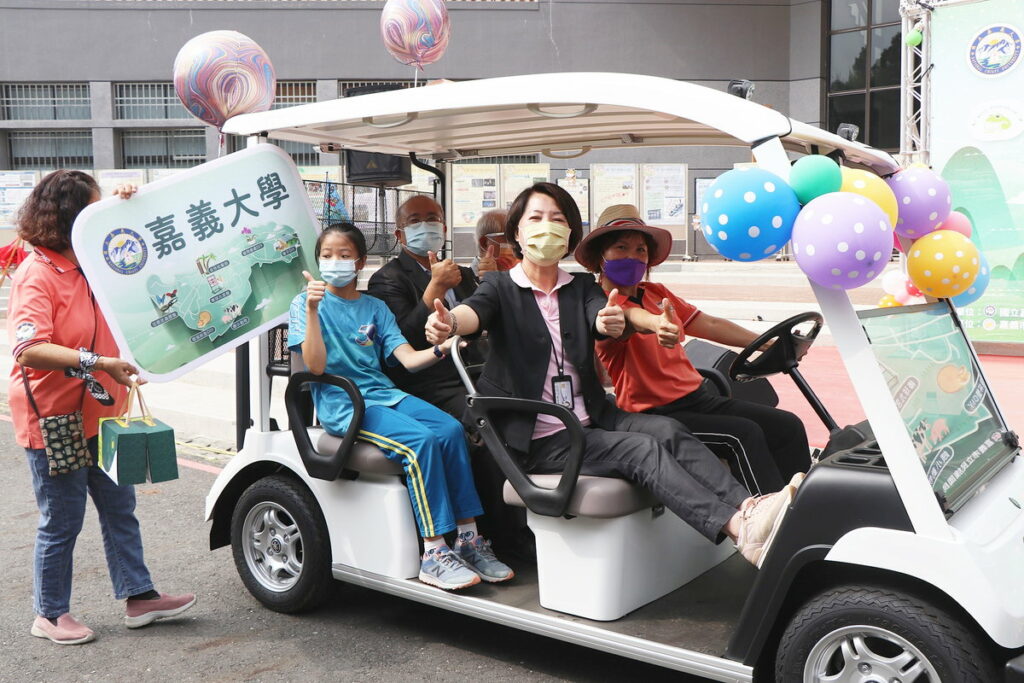 副市長陳淑慧搭乘采風列車