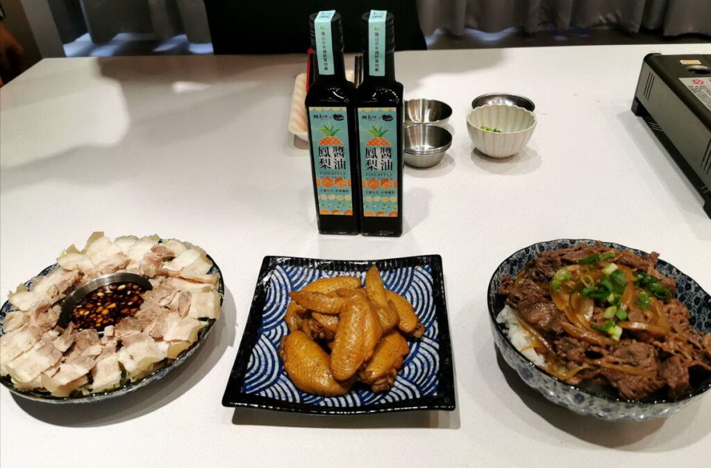 現場邀請藝人史丹利推出醬油家常料理(鳳牛丼飯、日式滷鳳翅、鳳味蒜泥白肉)