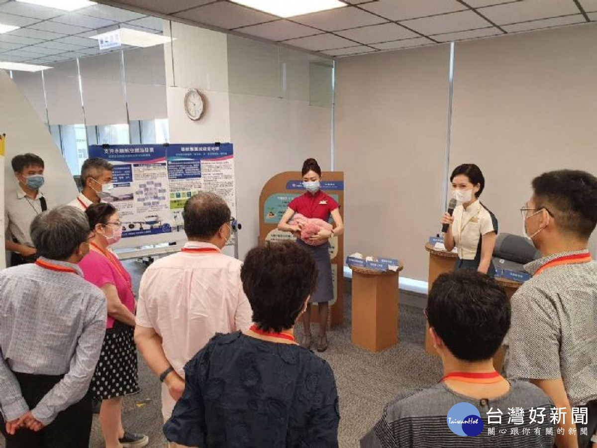 桃園環保局輔導10家在地業者,獲國家企業環保獎殊榮。