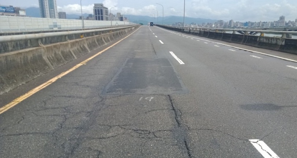 新北環快(往三重)方正銑鋪工程 11/16 -18夜間汽車請改道
