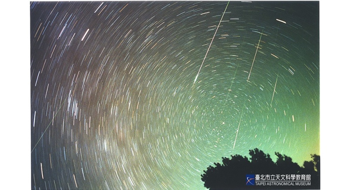 獅子座流星雨周末極大 高速明亮多尾痕 挑戰你的好眼力!