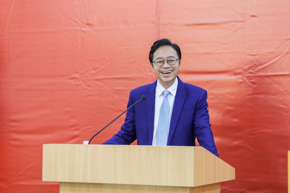 15日舉行「桃園市第三屆市長選舉公辦電視政見發表會」，國民黨桃園市長候選人張善政採取細數桃園市政缺失的策略，質疑桃園公共工程品質，加強政見論述。