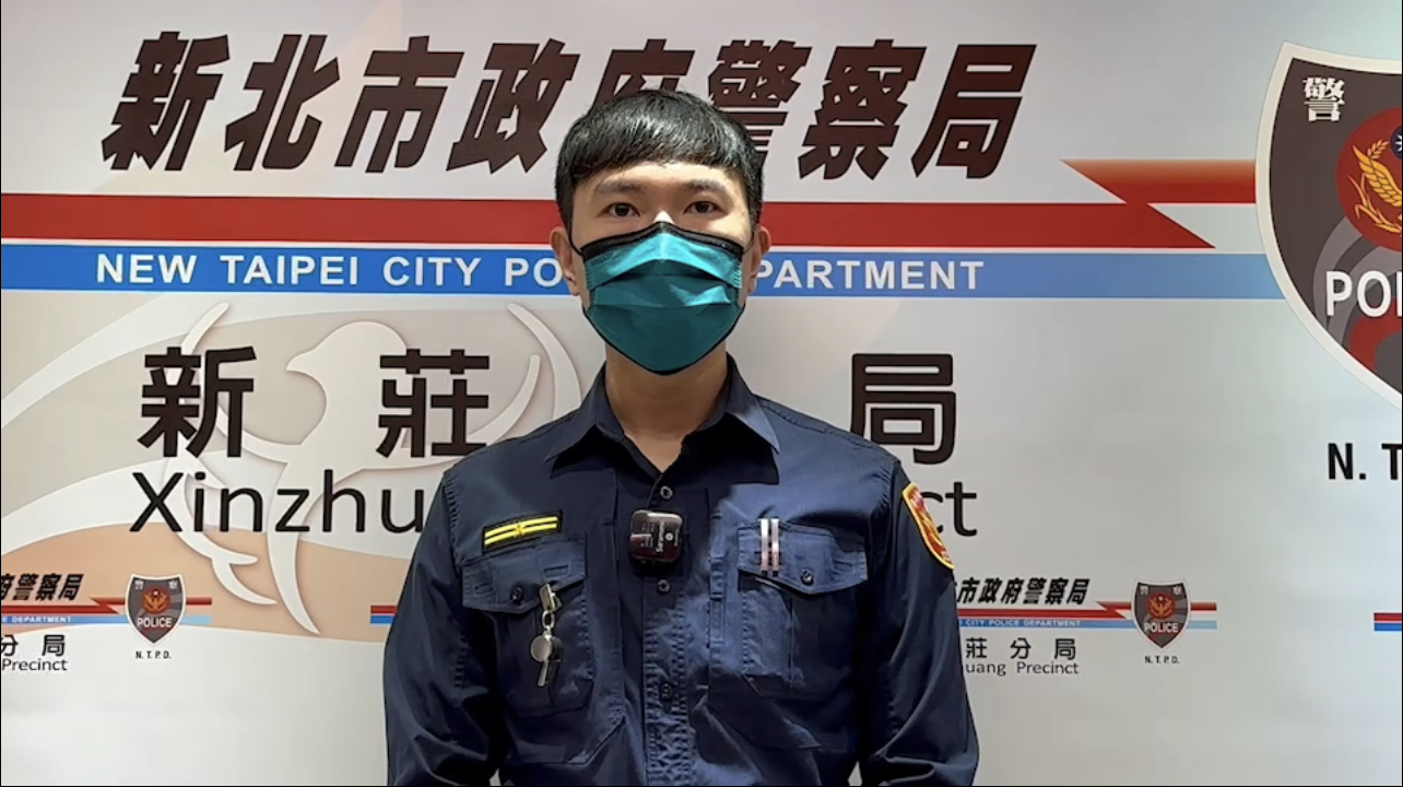 圖片說明:新莊分局五工派出所 所長汪佐凌 說明案情。(記者戴昱弘翻攝)