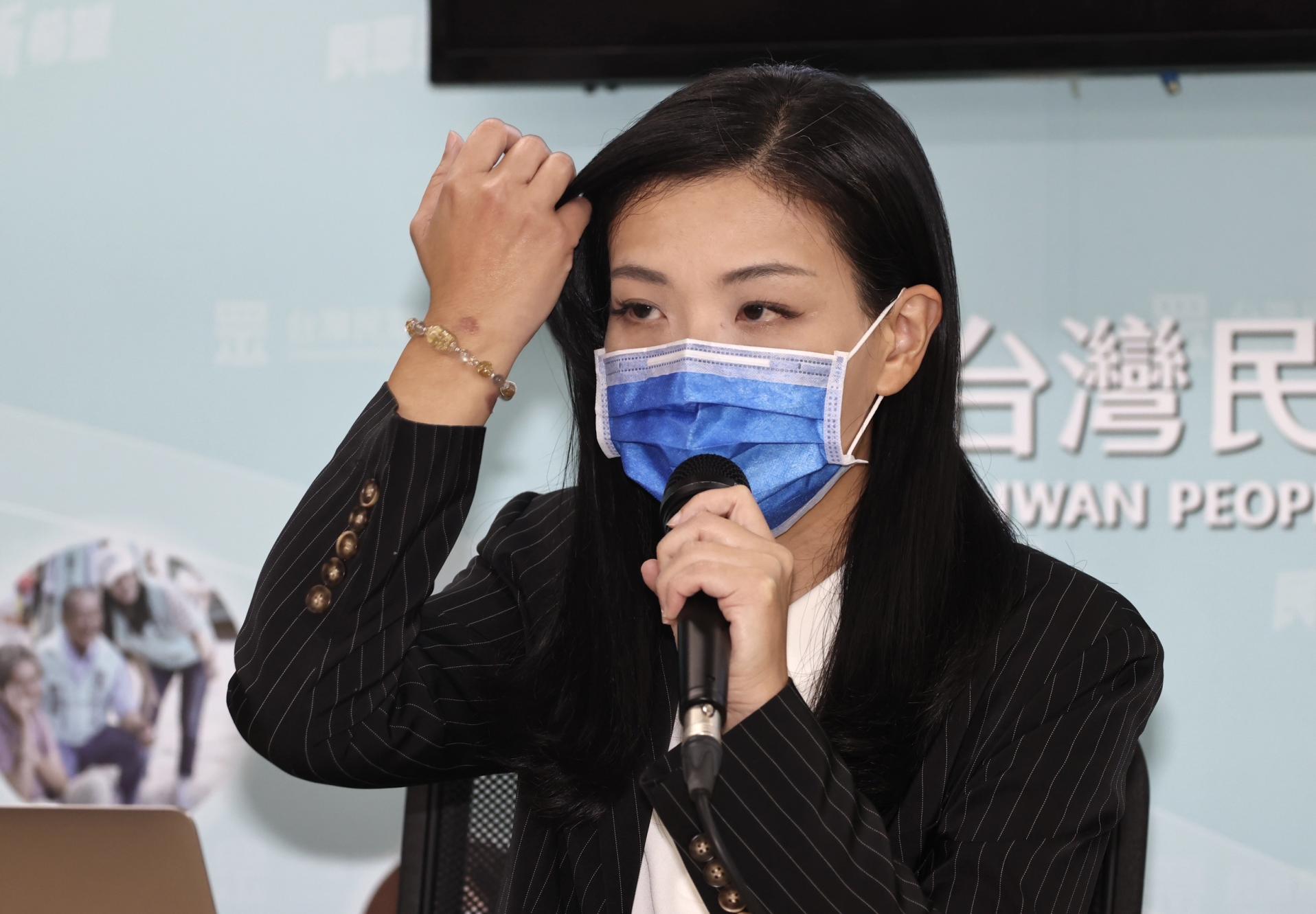 高虹安男友李忠庭在永齡基金會年薪600萬,若涉虛報最重關5年、罰千萬。林啟弘攝