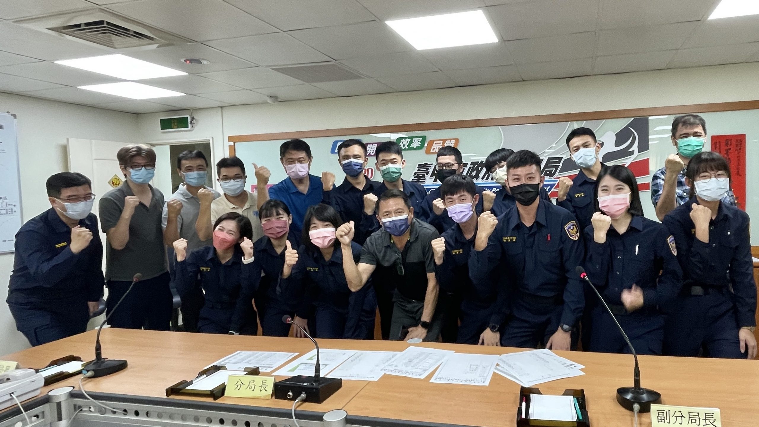 圖片說明:「110年警察特考實習生」座談會,中市警二分局長陳家銘親臨勉勵。(記者林㤈輝翻攝)
