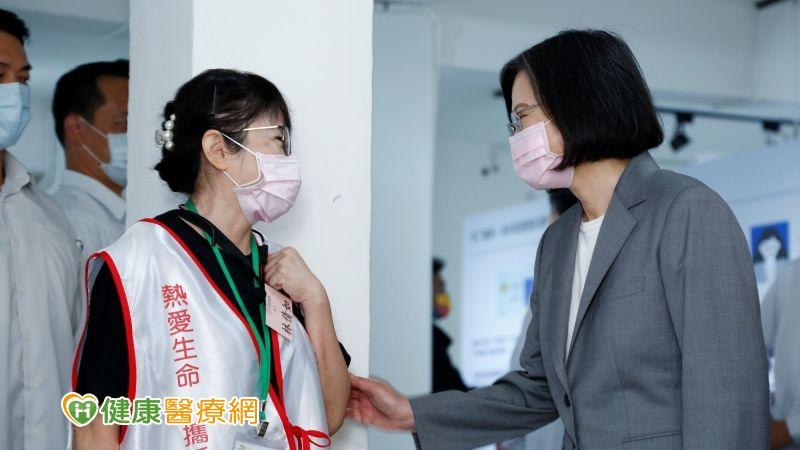 癌症25年來死亡率下降近2成 死亡年齡延後近6歲