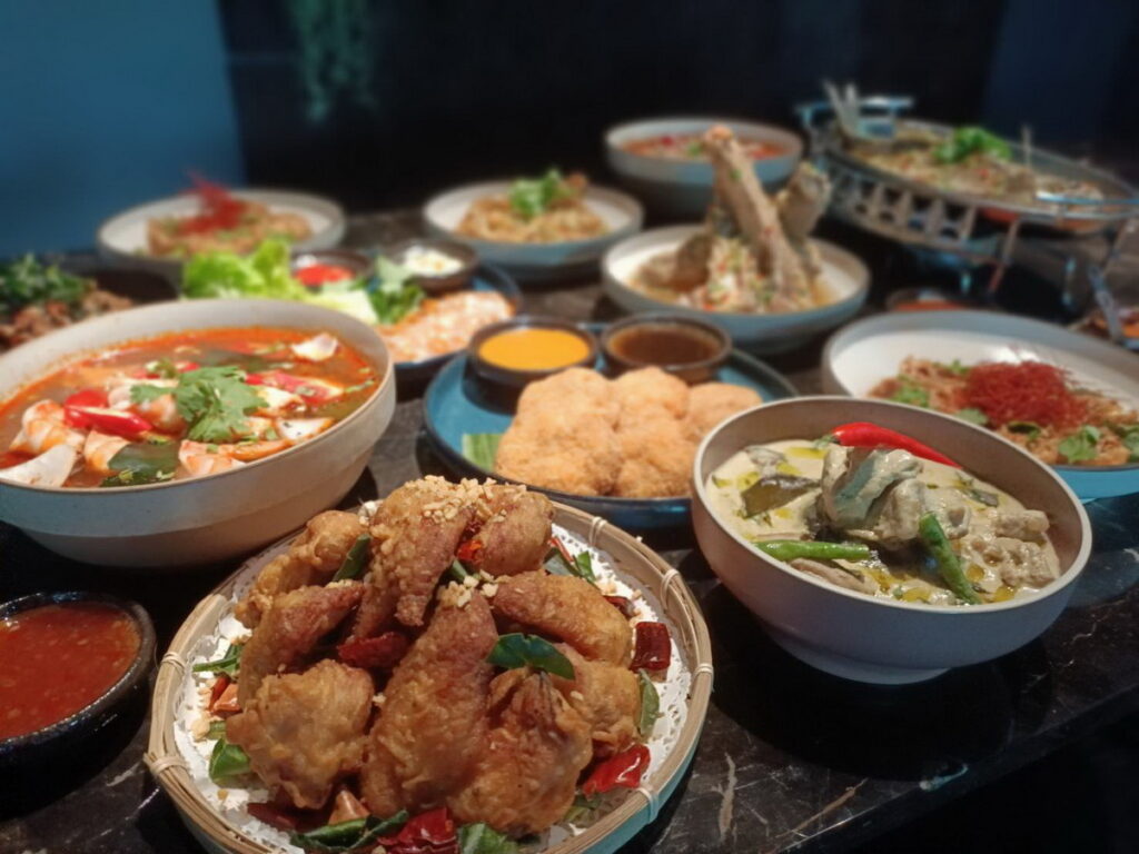 「CHUNSHEN泰殿」致力於優化泰國菜精緻度和突顯泰菜原風味,並且融合中西廚藝技法,希望由嶄新的泰國料理帶給大家耳目一新的餐飲感受!