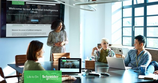 Schneider Electric 加速實施 AI at Scale 策略,第一年便取得夯實進展