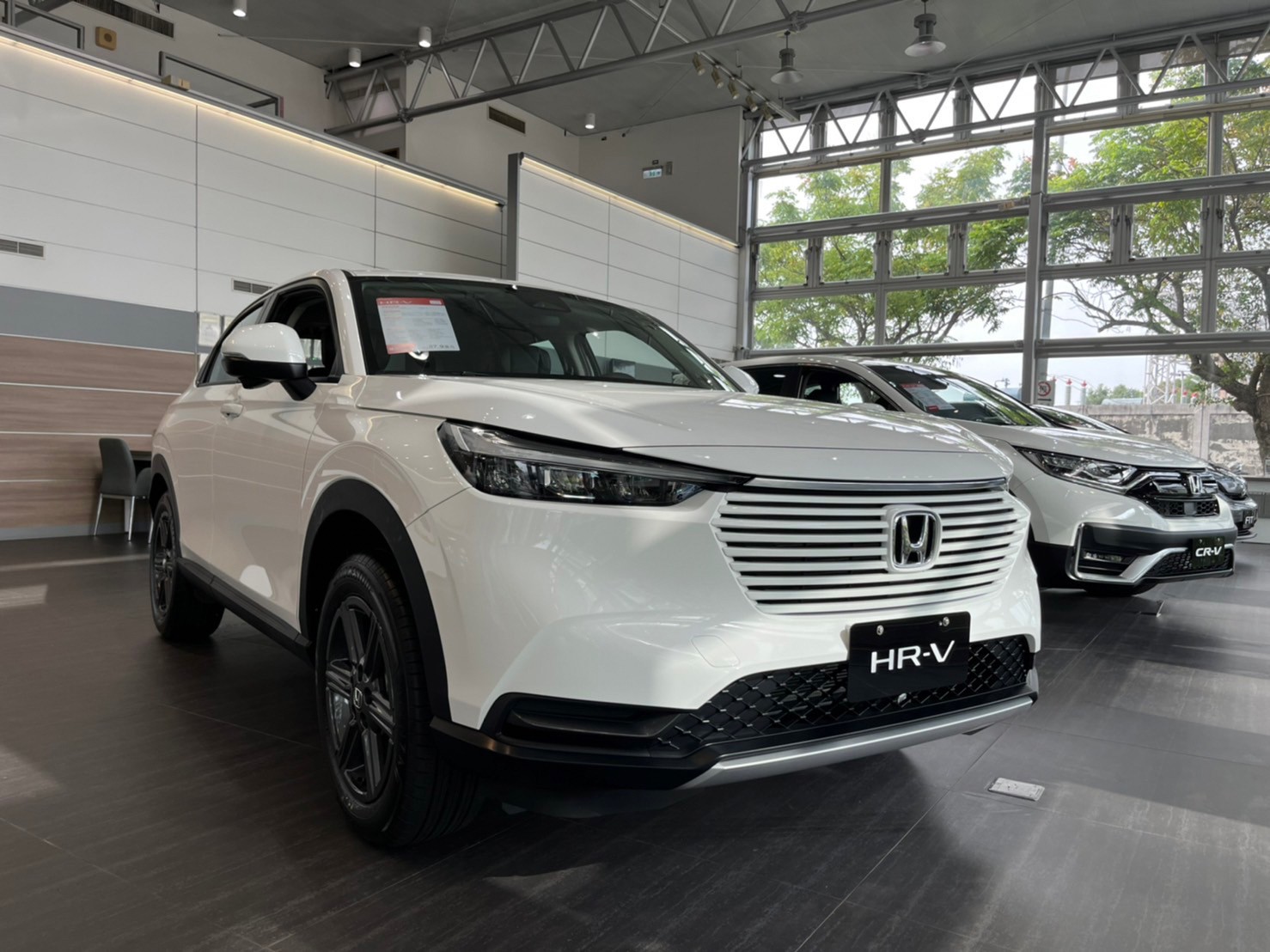 圖片說明:新春博好運,萊爾富福袋最大獎,祭出序號抽頭獎Honda HR-V汽車乙台。(圖/萊爾富提供)