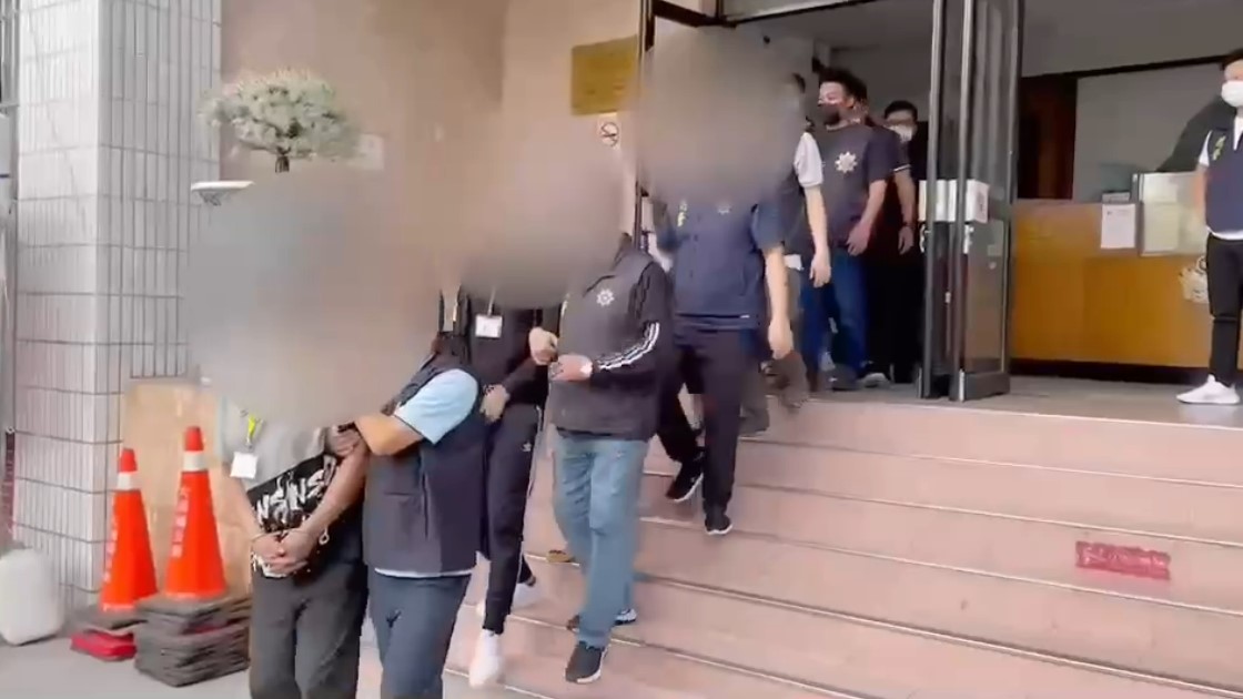 ▲警方訊後將全案依組織犯罪、詐欺、妨害自由、洗錢及毒品等罪嫌移請苗栗地地檢署偵辦 (圖/苗栗縣警察局 提供)