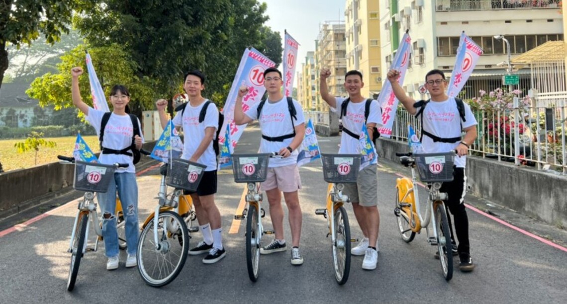 左楠市議員候選人10號李雅芬選情告急    五寶騎腳踏車「搶救」媽媽