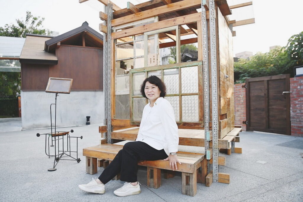 市長欣賞木場祭中展品