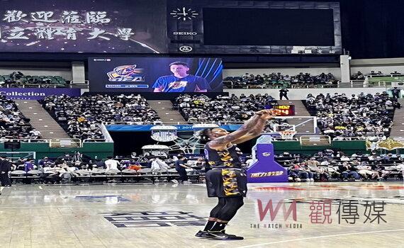 桃園永豐雲豹職業籃球隊 主場例行賽開幕戰NBA球星「魔獸」參賽