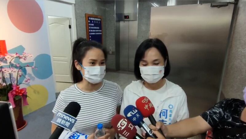 漾新聞|柯志恩女兒洪均現身 表明崇拜媽媽因為很勇敢
