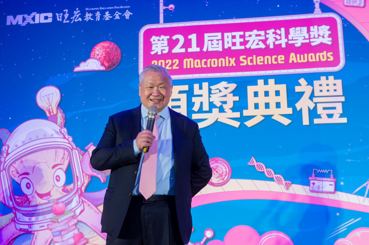旺宏教育基金會董事長吳敏求勉勵同學要懂得跨域學習及發展具長遠影響性的興趣與專長。