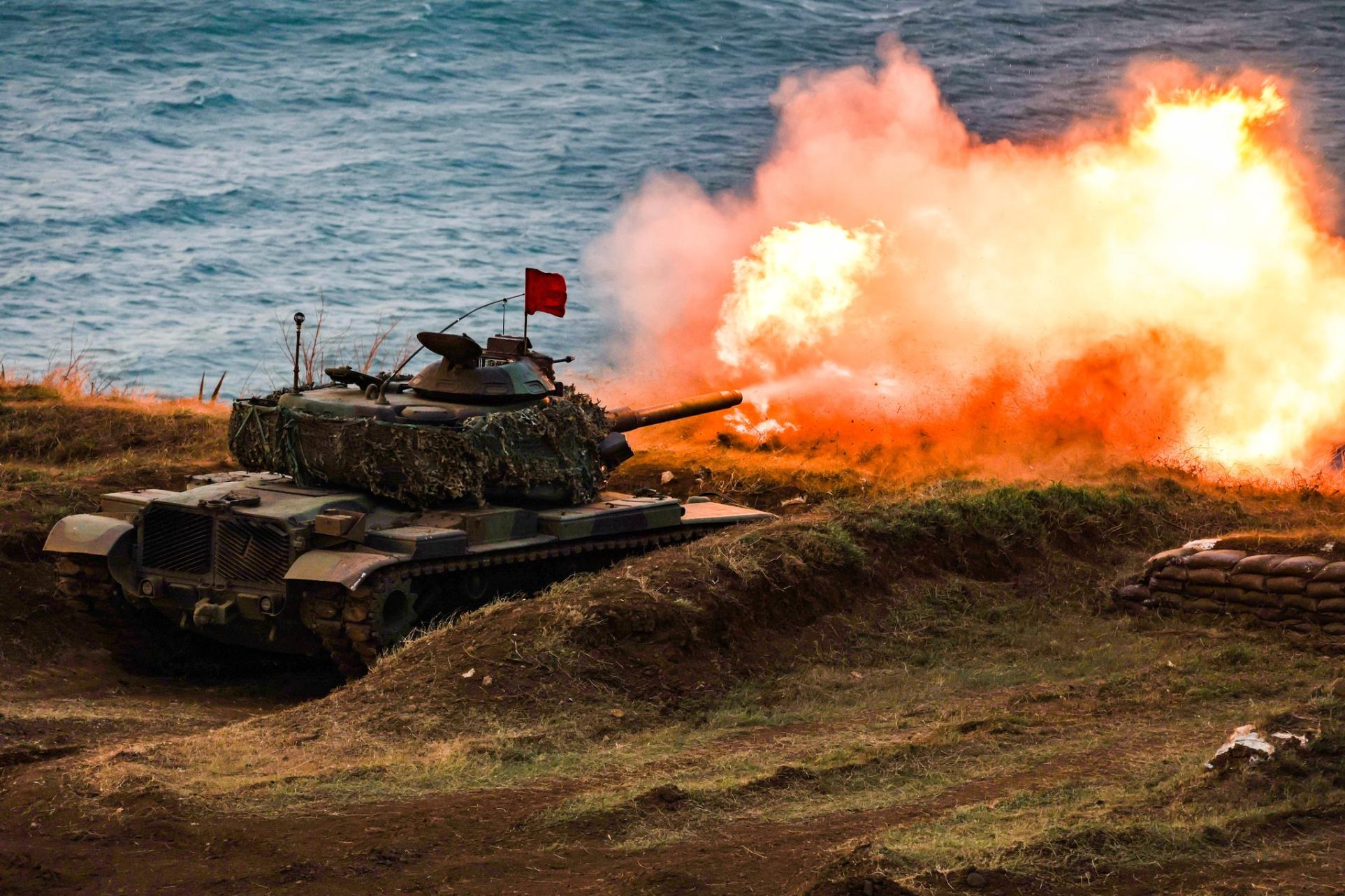 國軍戰備部隊因應選舉投票需求,輪休假調整至26日12時交接。國軍演訓資料照片