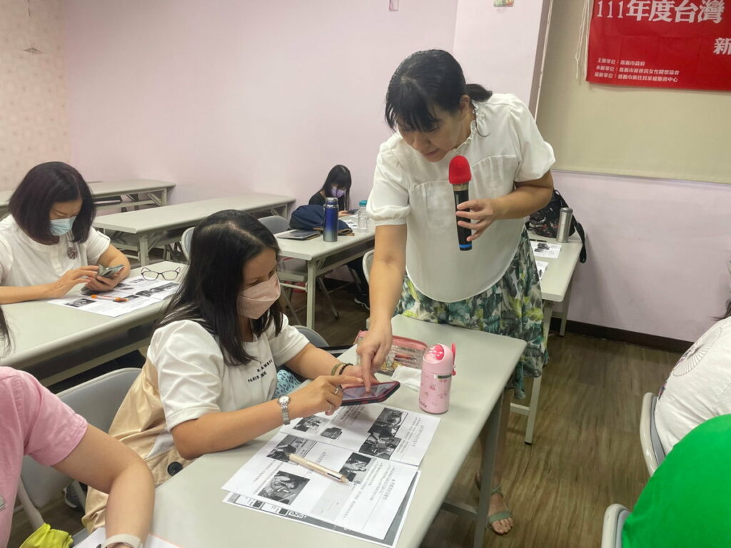 專業講師教授Podcast錄製企劃課程