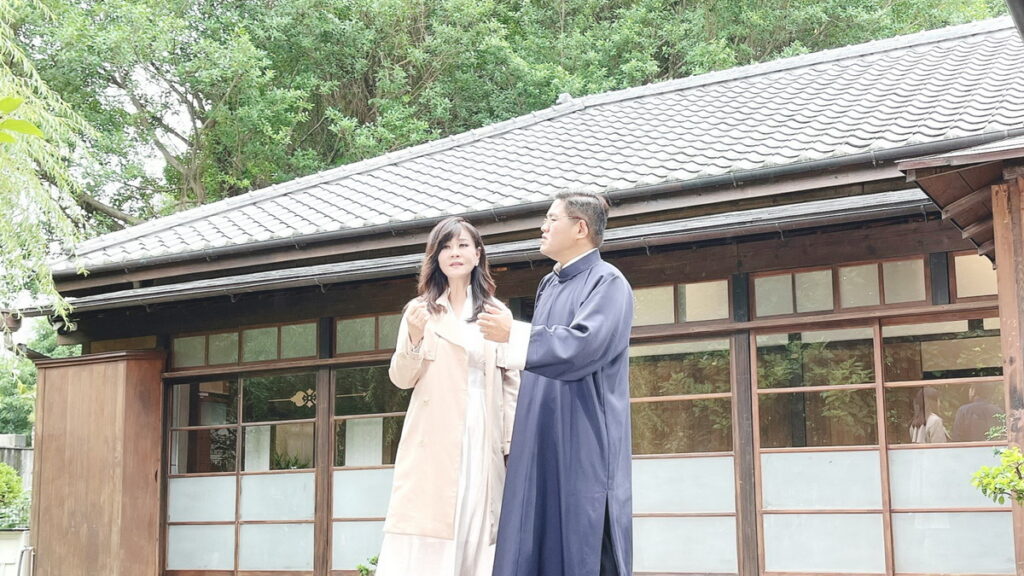 龍千玉與新人李學宸拍新歌煙雨江南MV