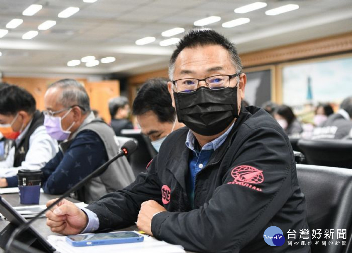 工務局長賴宇亭表示,桃園各類公共建設已獲得國內外共447個獎項肯定。