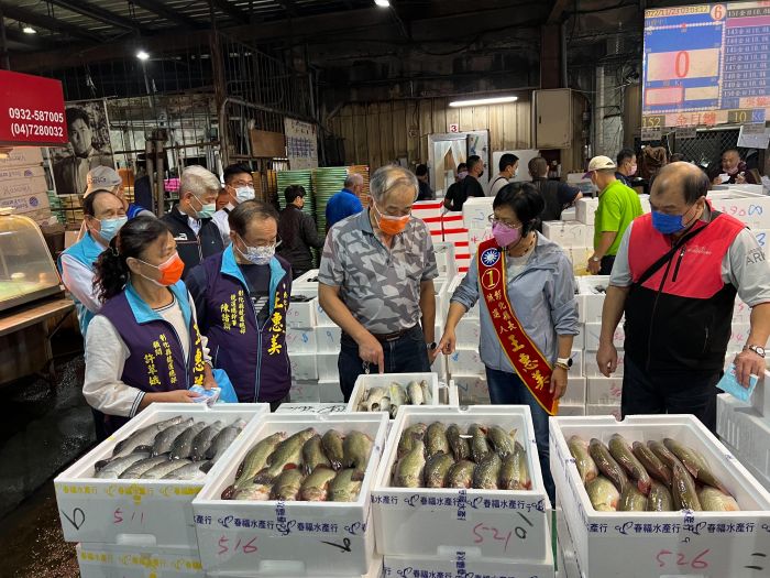 王惠美凌晨魚市場拜票 彰交新市政特區競選影片公布