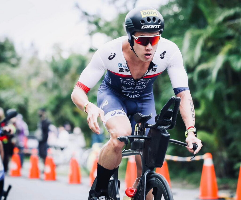 GARMIN TRI 營戰三鐵訓練班,由鐵人王者張團畯擔任總教練,親自設計課程培訓學員,期望創造不一樣的訓練營(張團畯照片來源-IRONMAN)