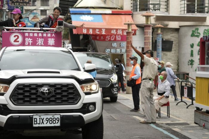 選戰倒數72小時 許淑華把握最後時刻向鄉親拜票