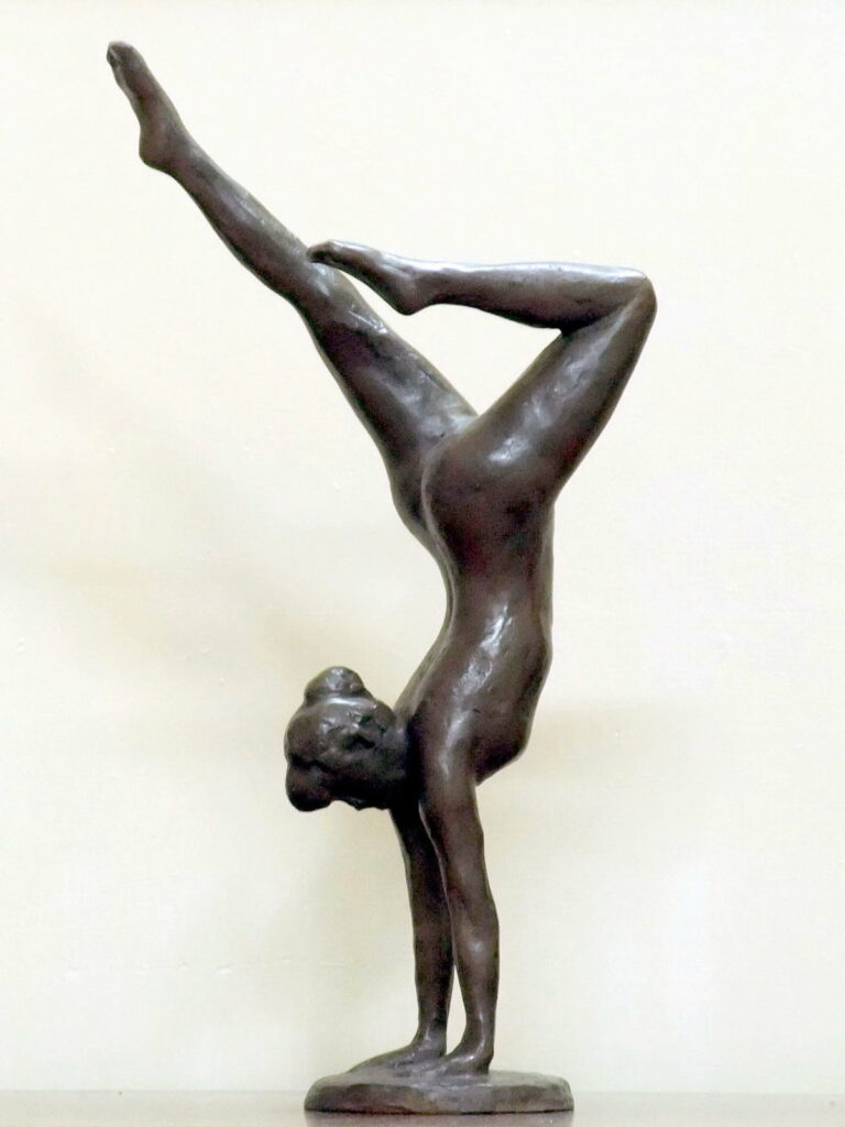 蒲添生-1988 運動系列 52x25x13cm 青銅
