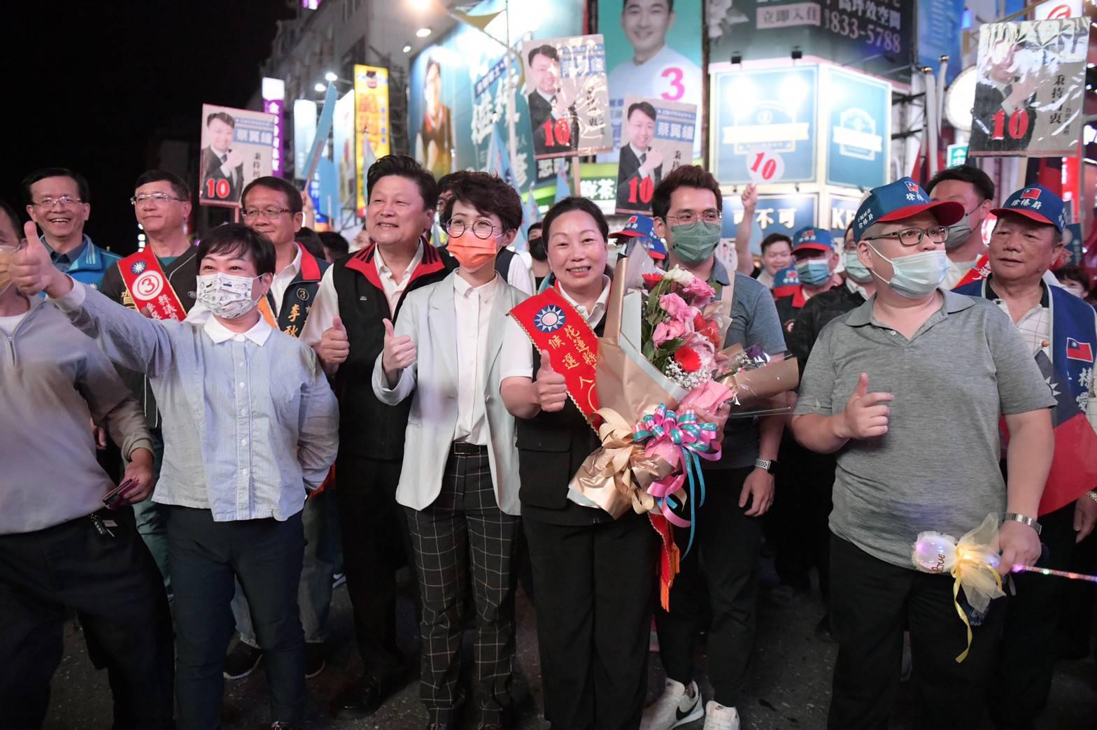連任成功! 花蓮縣長徐榛蔚一路領先 自行宣布當選