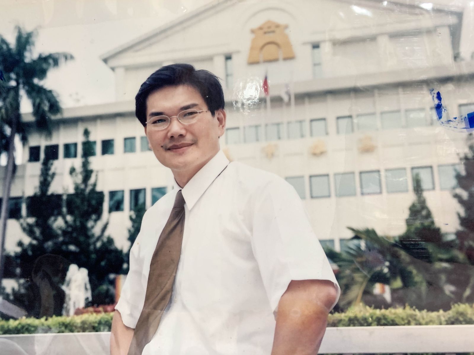 吳益政發文感謝20年議員生涯中一路相挺的朋友。翻攝吳益政臉書