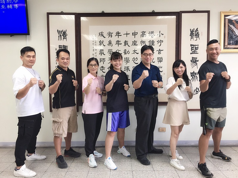 漾新聞|小港高中體育生文武雙全且逆境向上特殊選才上榜國立大學