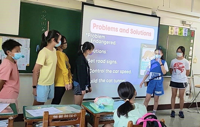 漾新聞|勝利國小攜手日本衫並第十小學線上共學 用全英文跨出和世界交朋友的第一步