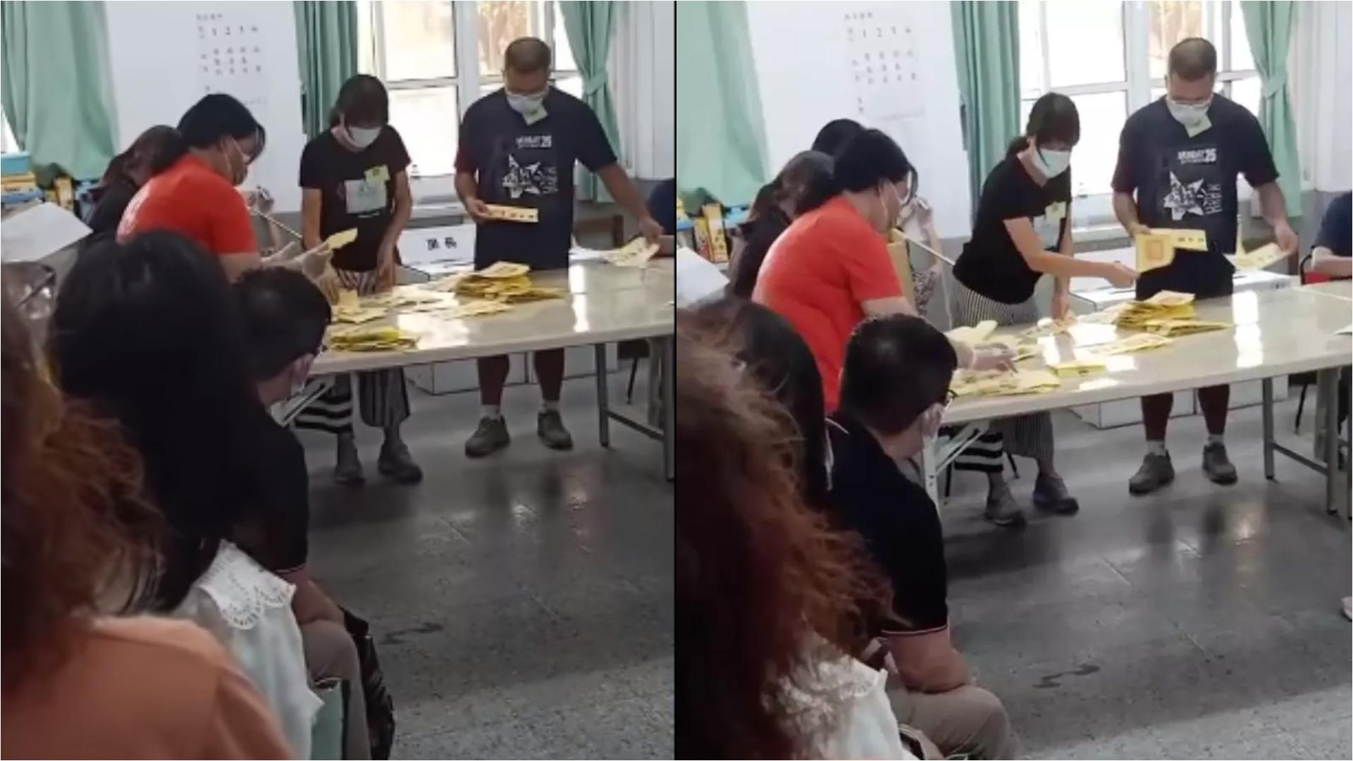 網路瘋傳,屏東選務人員將選票放在桌子整理後,一旁唱票人員快速唱票,未展示選票,引發計票疑雲。翻攝臉書社團「屏東人新聞」