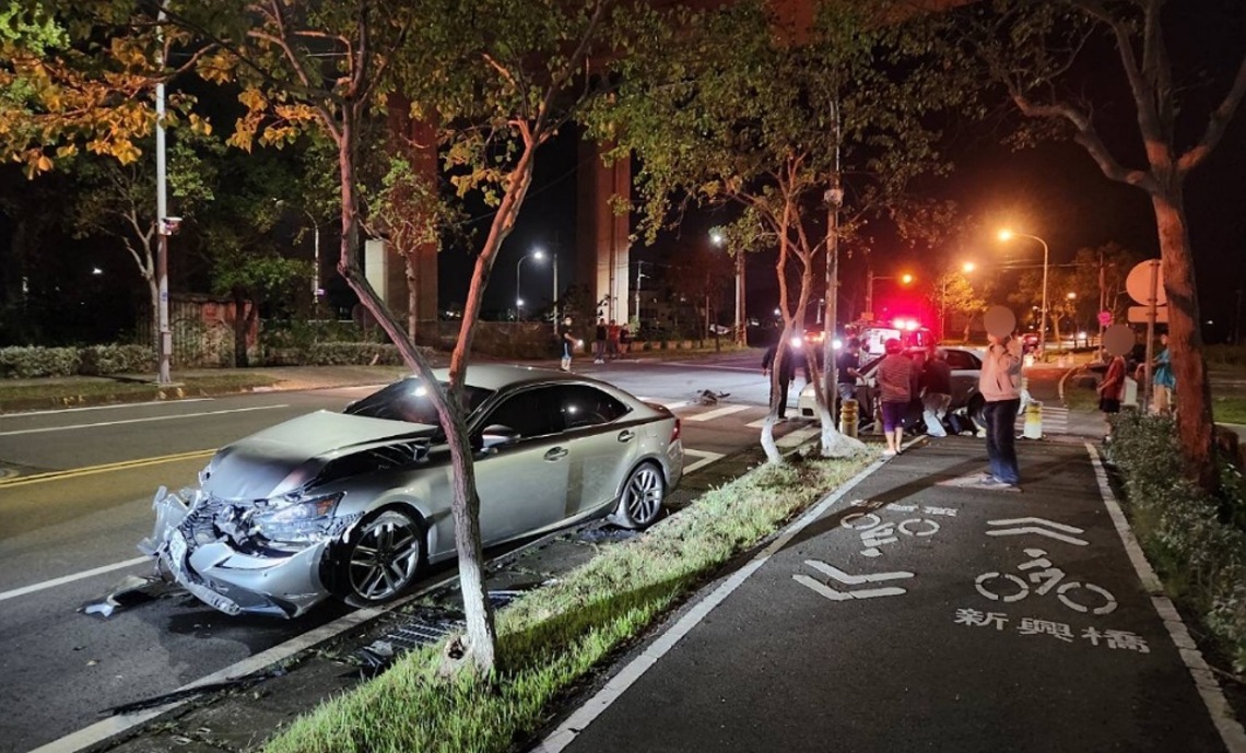閃光黃燈紅燈路口多事故 竹南警分局籲確依規定行駛