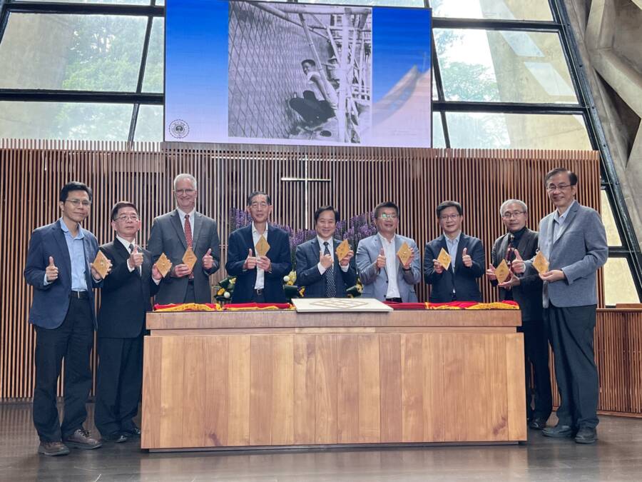 東海大學路思義教堂