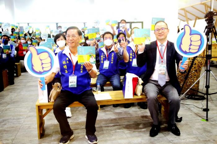 南投縣《中間‧中堅 - 島嶼中心的不平凡》新書發表會