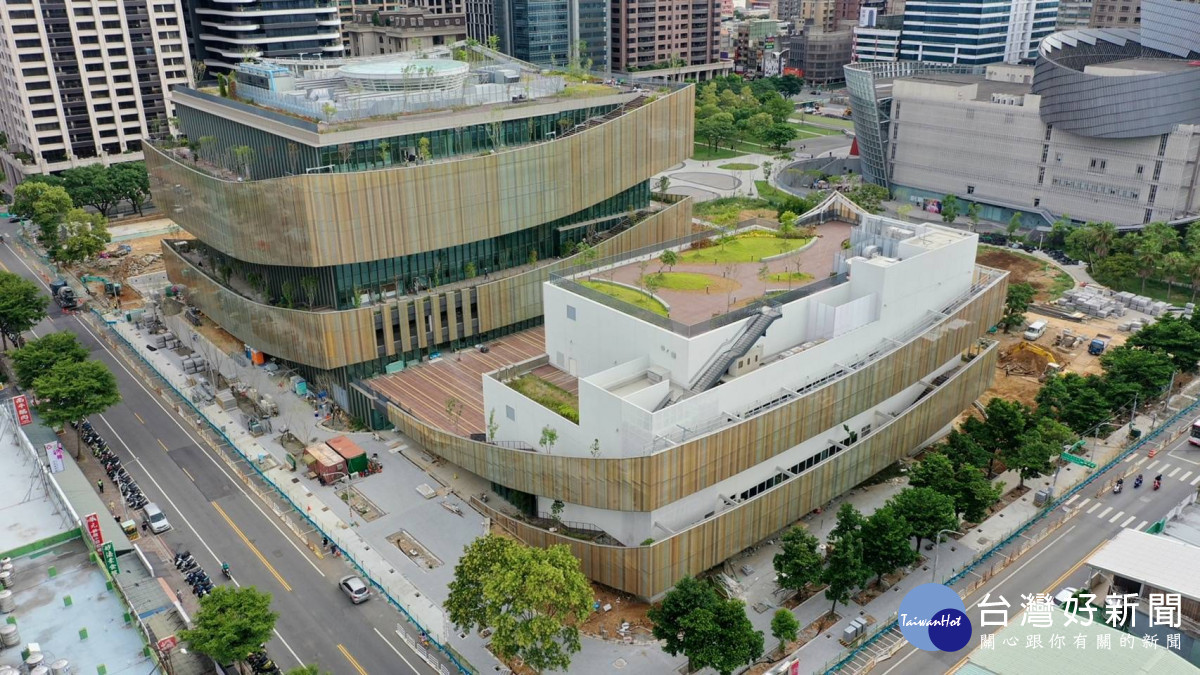 桃園市立圖書館新建總館暨停車場興建工程。