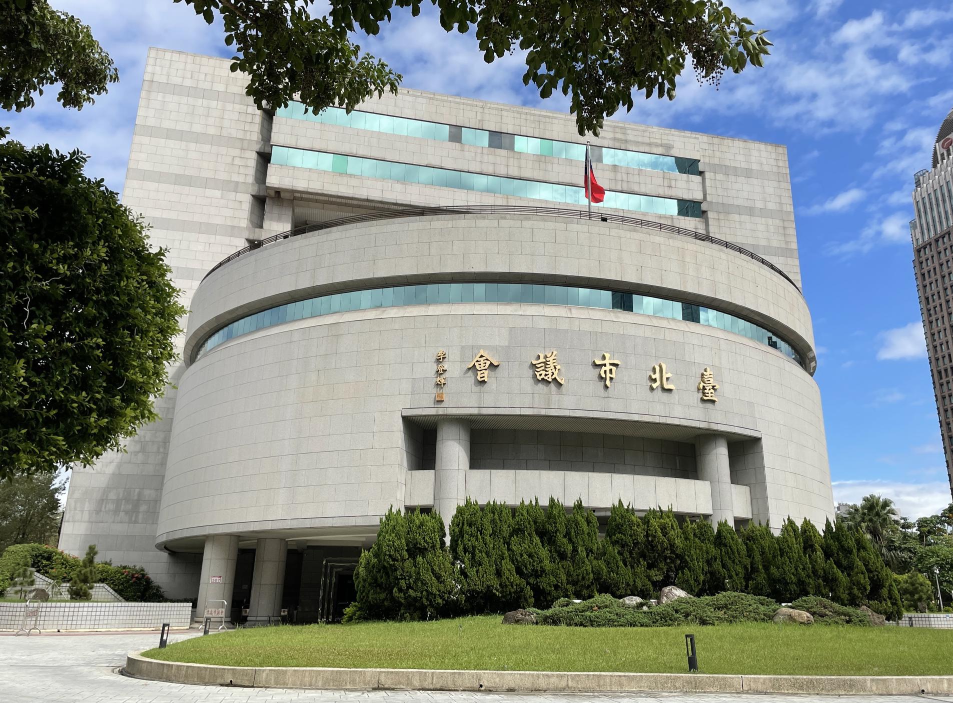 柯文哲為北市警察局監視器案槓上台北市議會。資料照片/林啟弘攝