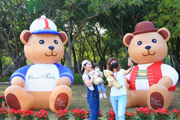 泰迪熊in新營！假日「熊」裝扮或帶寵物合影好禮送