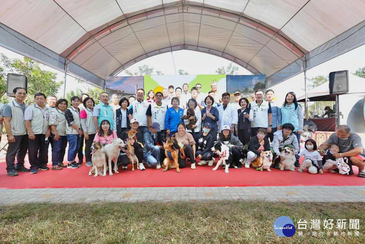 嘉義市首座專屬毛孩的寵物公園今(3)日在綠映水漾公園正式開工/嘉義市府提供
