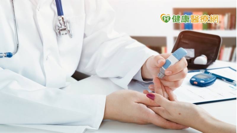 小心「糖尿病」致失明! 南市醫免費測血糖知健康