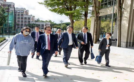 首屆「全球校友日」 北醫大邀5萬校友回娘家