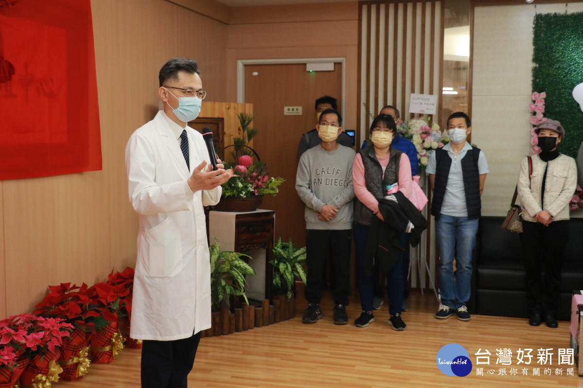 鄭紹彬主任表示,器官移植手術是團隊合作的成果,更是展現醫療品質的指標。