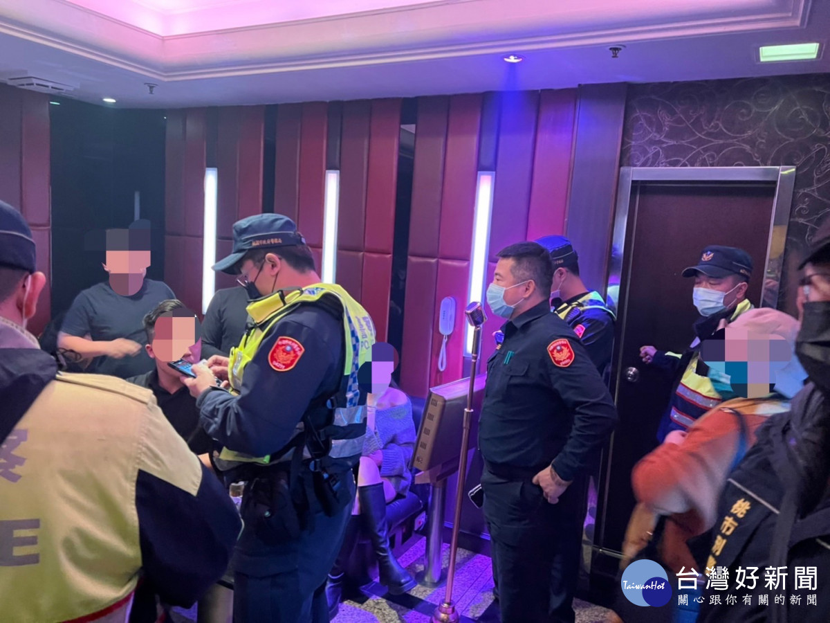 中壢警分局由分局長蕭欽杰親自主持勤前教育,發動全面性掃蕩行動。<br /><br /> <br /><br />