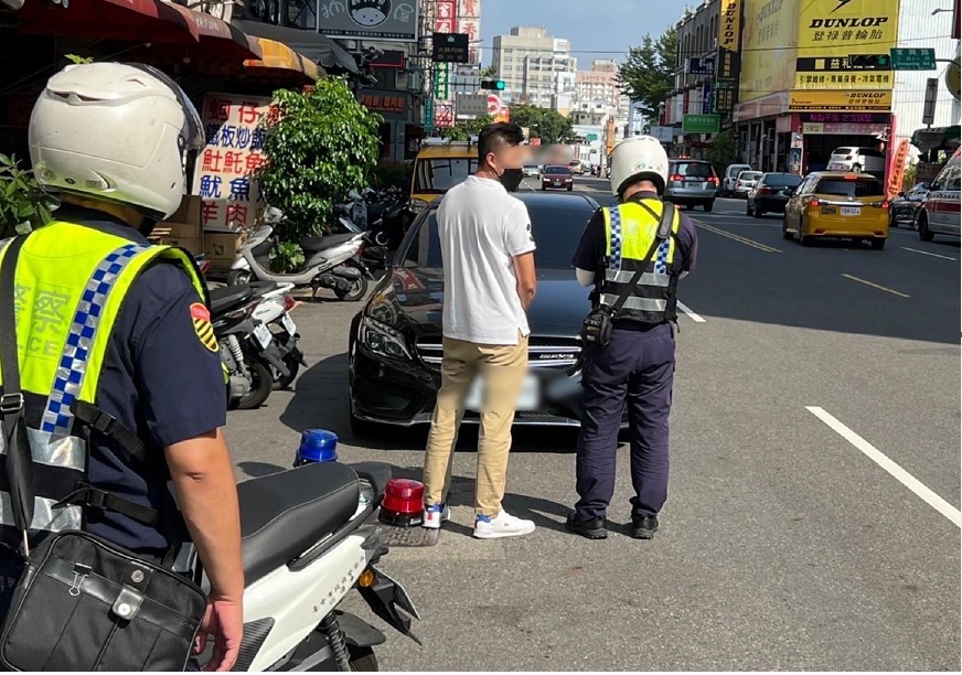▲青少年血氣方剛,常有誤判路況或超速而致憾事,中警加強稽查無照駕駛以保護青少年安全 (圖/台中市警察局 提供)