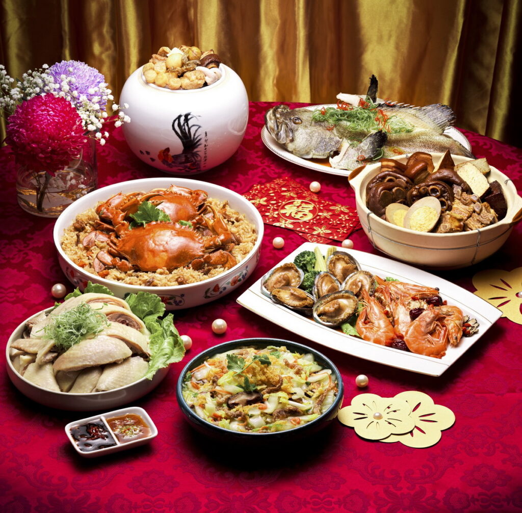 「真珠 台灣佳味」匯整全台阿嬤的年味手路菜,推全新年菜組合「鴻兔大展團圓宴」,獻上最道地的台灣年菜。
