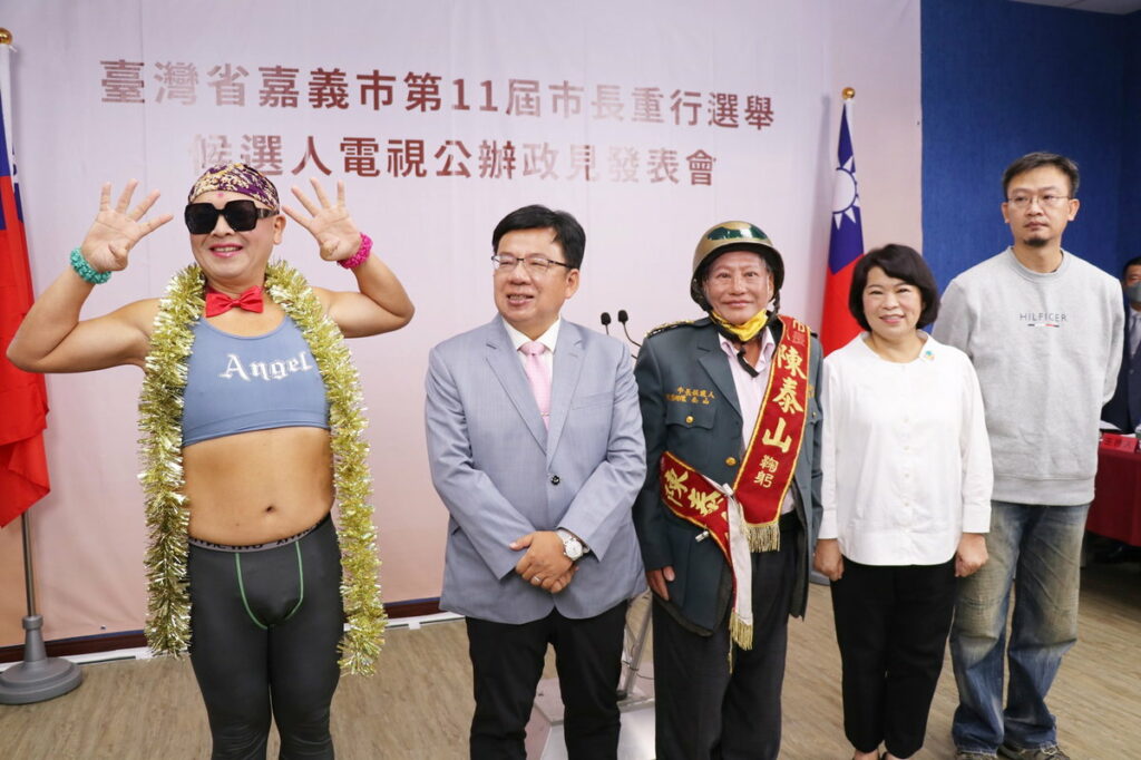 五位候選人合照